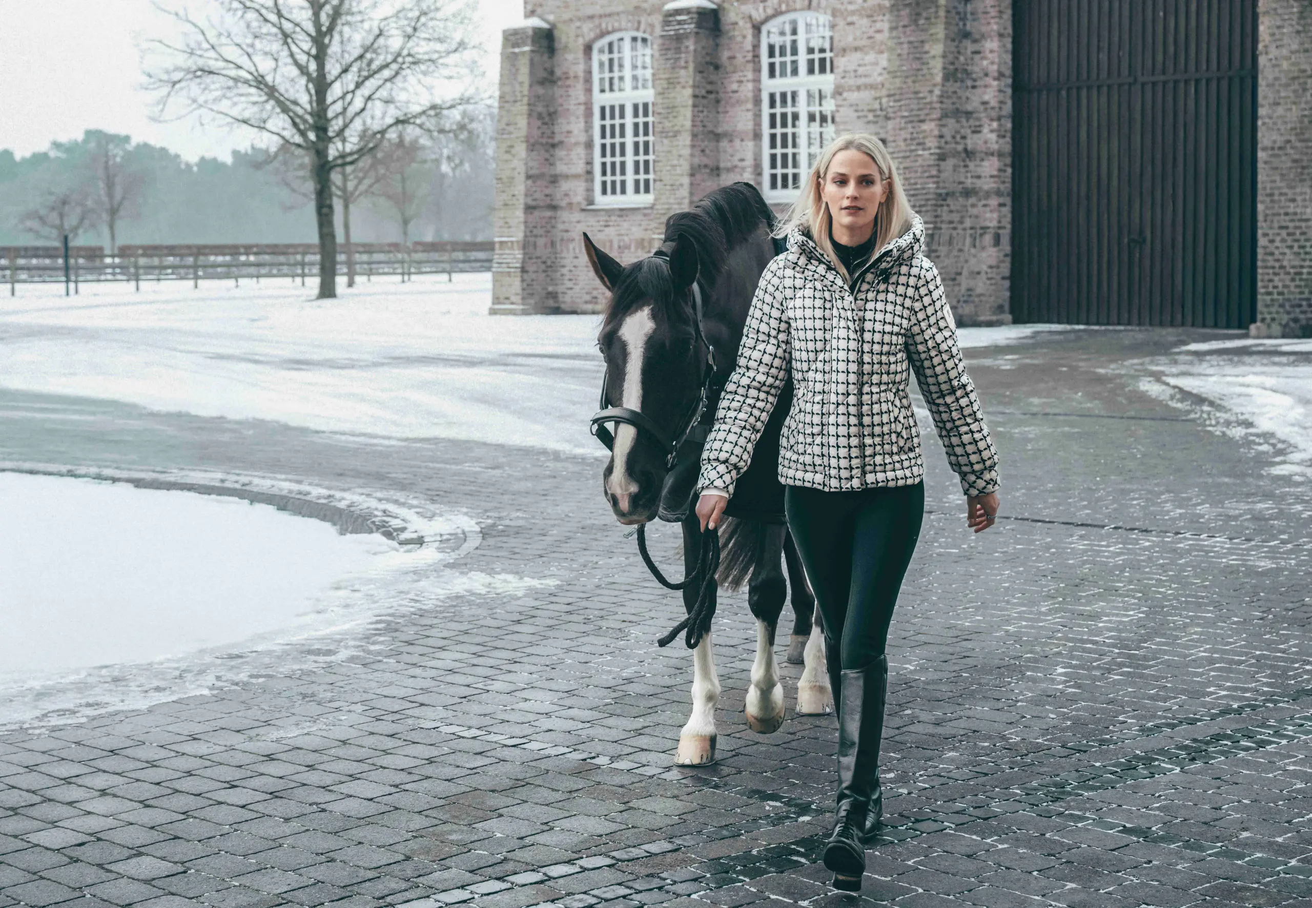 Pikeur Selection Winter 2026 — Damen Mantel QUILTDIAMOND COAT